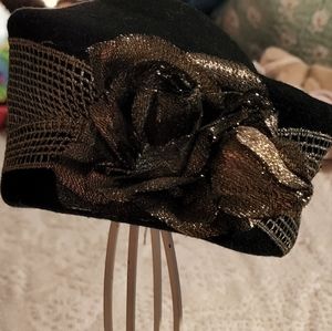 Michael Howard 100% wool hat